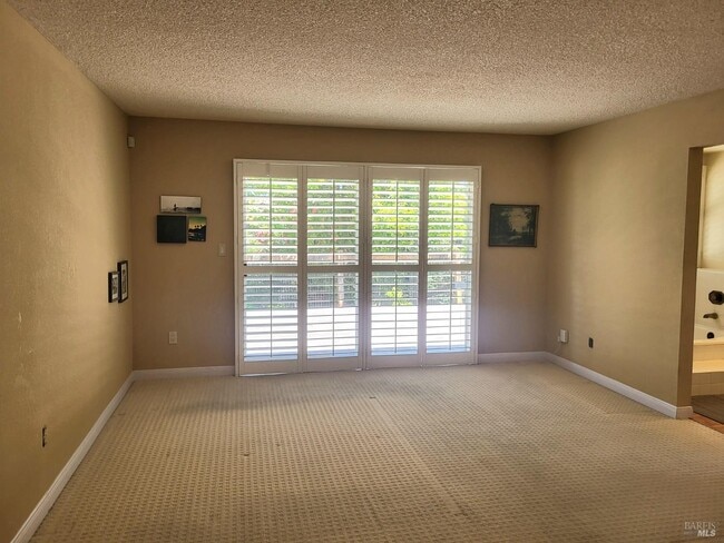 Building Photo - 170 Moonraker Ct