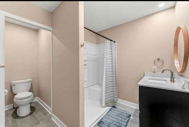 Building Photo - 408 Weathering Dr