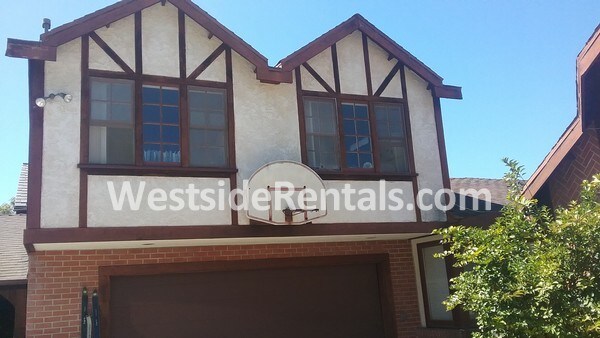 Outside view - 235 N Kenter Ave