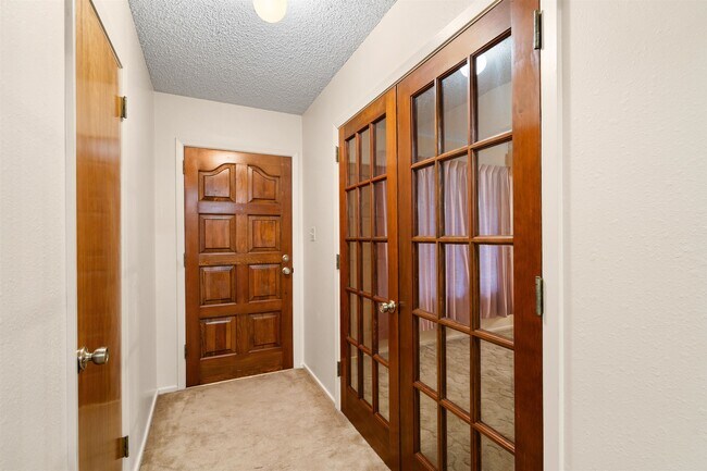Foto del edificio - 424 W Nicholson St