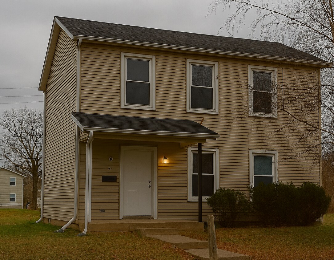 Foto del edificio - For Rent: 4-bedroom 2-bathroom single family home! COMING SOON