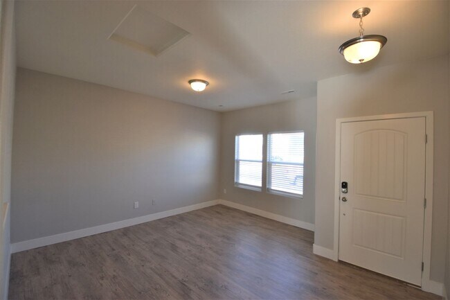 Building Photo - 4251 Prairie Agate Dr