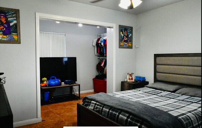 Foto del edificio - 4292 Colt Ln