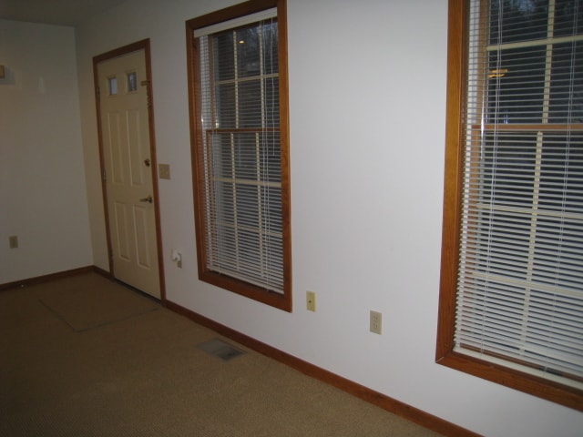 Building Photo - Saybrook Townhouses