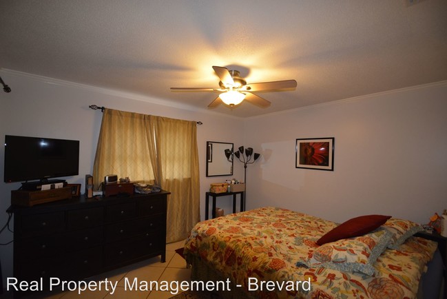 Foto del edificio - 1033 Lakemoor Blvd