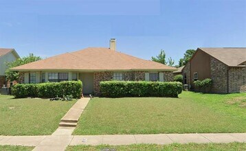 Building Photo - 5805 Winell Dr