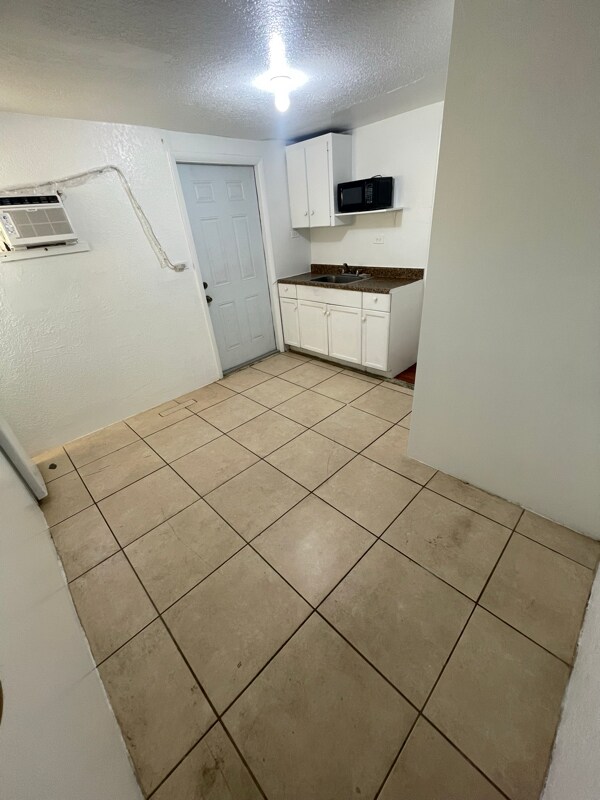 Foto del edificio - 1125 SW 127th Ct