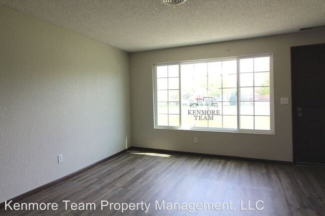 Building Photo - 1803 Peach Tree Ln