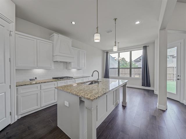 Foto del edificio - 908 Hunters Creek Dr