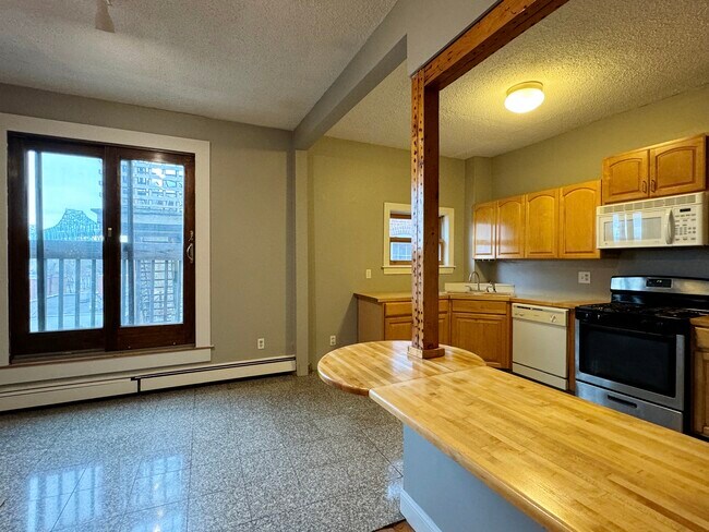 Foto del edificio - 62 Beacon St