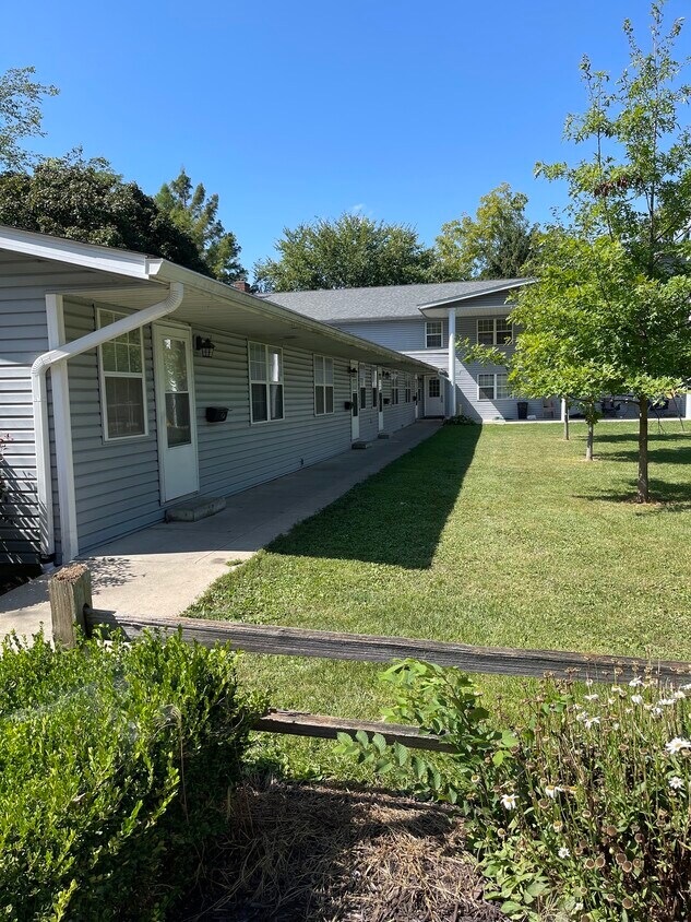 1310 Millerwood Ct, Lebanon, IN 46052 House Rental in Lebanon, IN