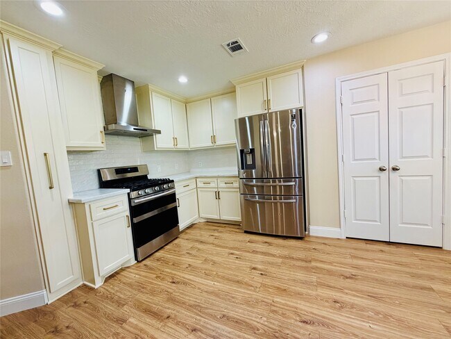 Foto del edificio - 20515 Lantern Springs Ln