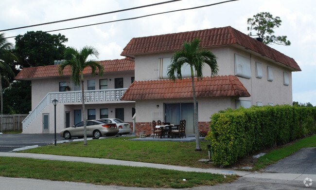 Building Photo - 4361 NW 9th Ave