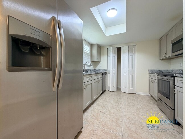 Building Photo - Beautifully Maintained Home with Modern Upgrades & Smart Features!