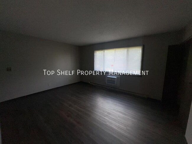 Foto del edificio - 103 S Grant-4