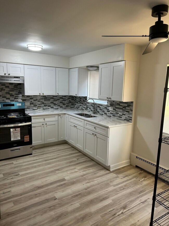 Foto del edificio - 14605 Des Plaines St
