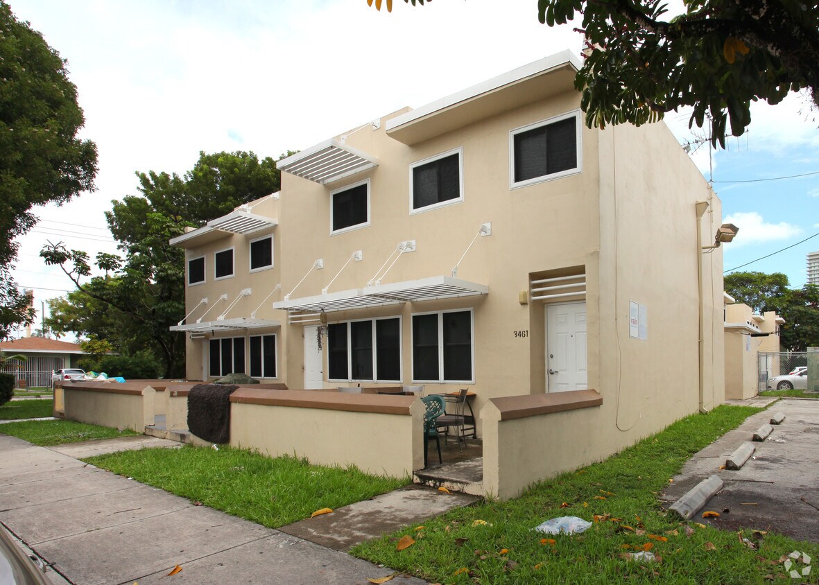 Building Photo - 70-83 NW 35th St