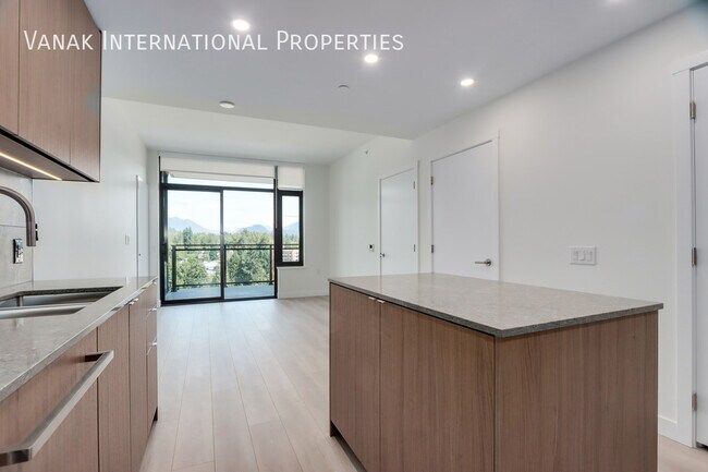 Photo du bâtiment - Stylish 2 Bed 2 Bath at Alina