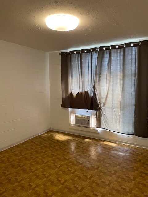 BED ROOM - 1650 Nuuanu Ave