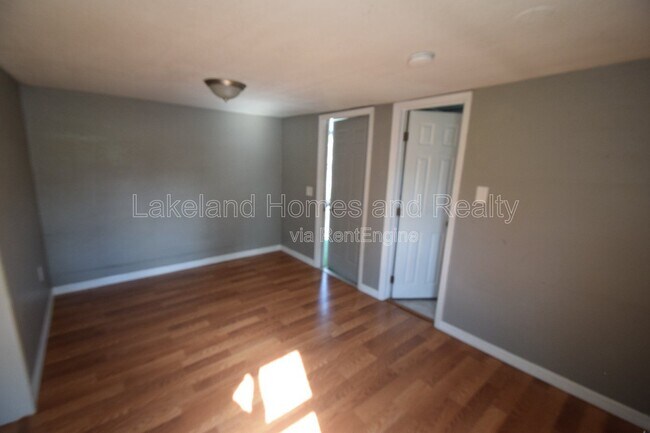 Foto del edificio - 1060 E Wabash St