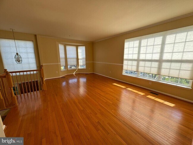 Building Photo - 143 Harpers Way