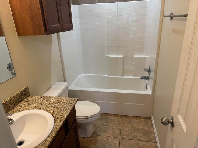 Building Photo - 11132 NW 5th Terrace