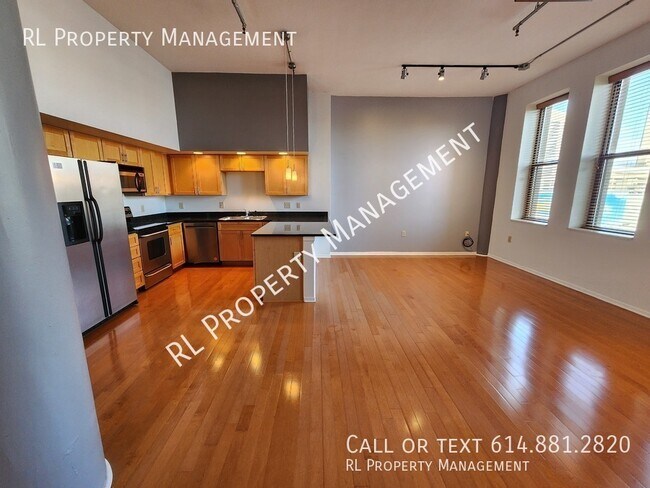 Foto del edificio - Beautiful 1 bedroom 1 bathroom condo in do...