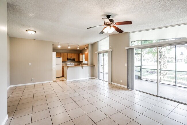 Foto del edificio - 11551 Orange Blossom Ln