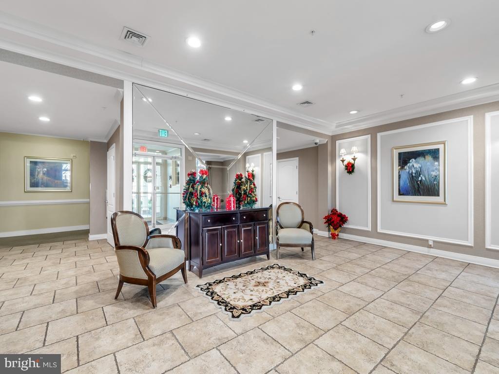 2115 Ganton Green Unit G210, Woodstock, MD 21163 Room for Rent in