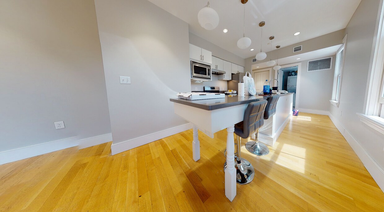 40 Bow St Unit 2, Cambridge, MA 02138 Condo for Rent in Cambridge, MA