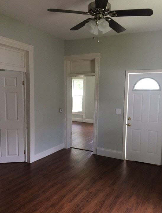 Building Photo - 616 S 14th St