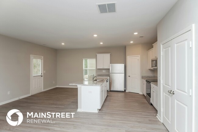 Foto del edificio - 318 Augusta Woods Dr