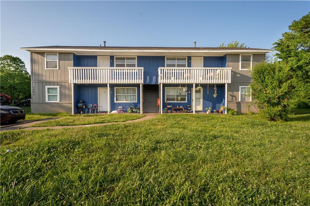 Primary Photo - 1605 Juniper Cir