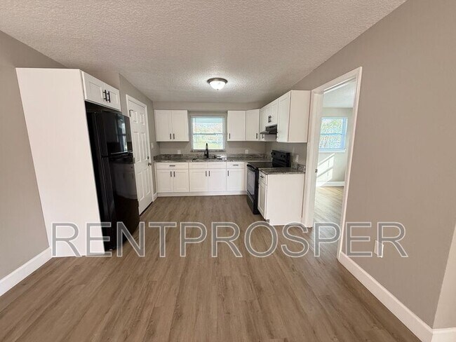 Building Photo - 39 N Ortman Dr