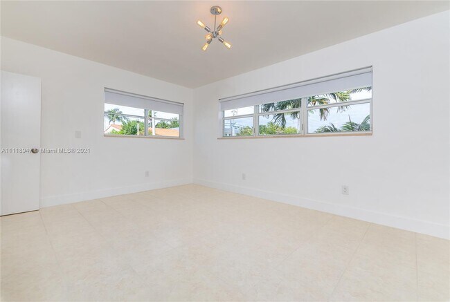 Foto del edificio - 840 82nd St