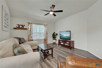 Building Photo - 1814 Strawberry Fld