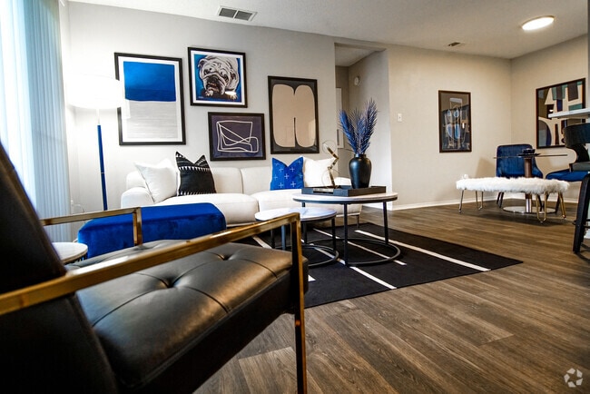 Building Photo - The Vibe Apartments