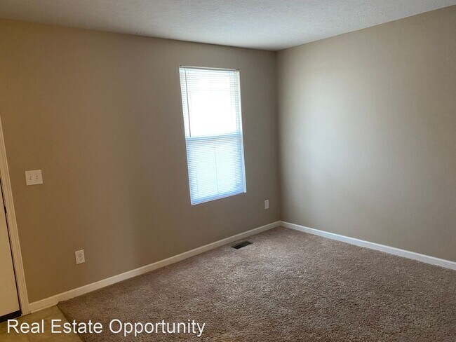 Building Photo - 3 br, 2.5 bath House - 318 Cloverhill Dr