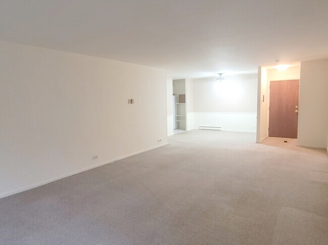 Foto del edificio - 1117 Leavitt Ave