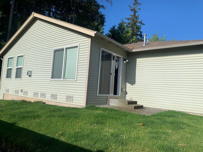 Foto del edificio - 3 Bedroom Poulsbo Home!
