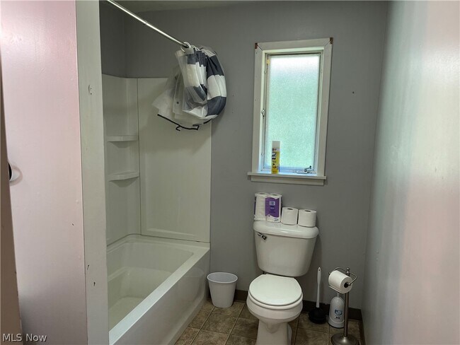 Foto del edificio - 62910 Dunning Ln