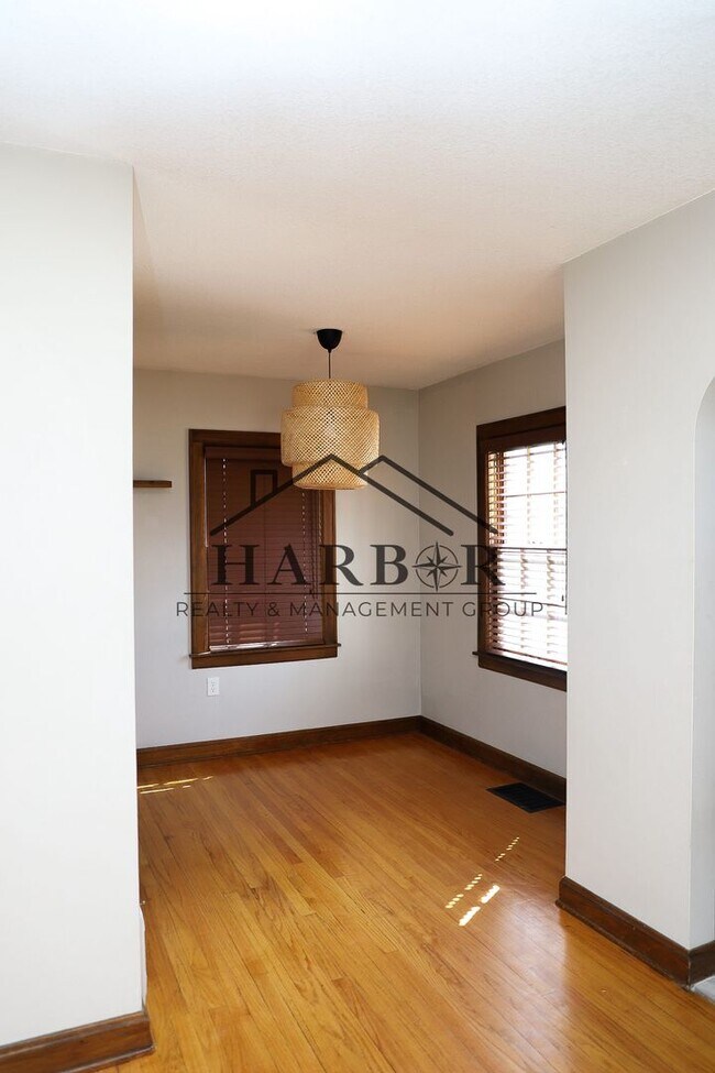 Foto del edificio - 3 Bedroom Single Family Home in SE Rochester