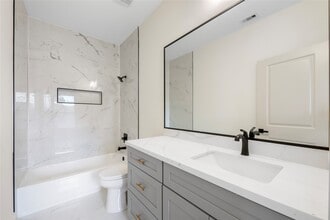 Building Photo - 1113 Danube St