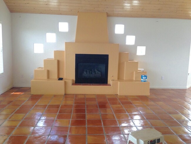 Foto del edificio - 7 Metate Dr