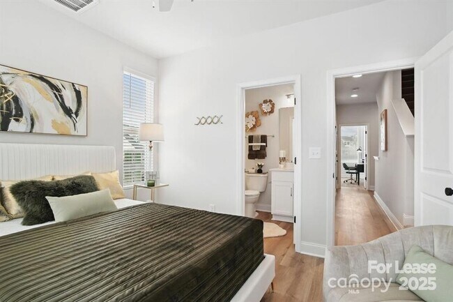 Foto del edificio - 6134 Wilora Lake Rd