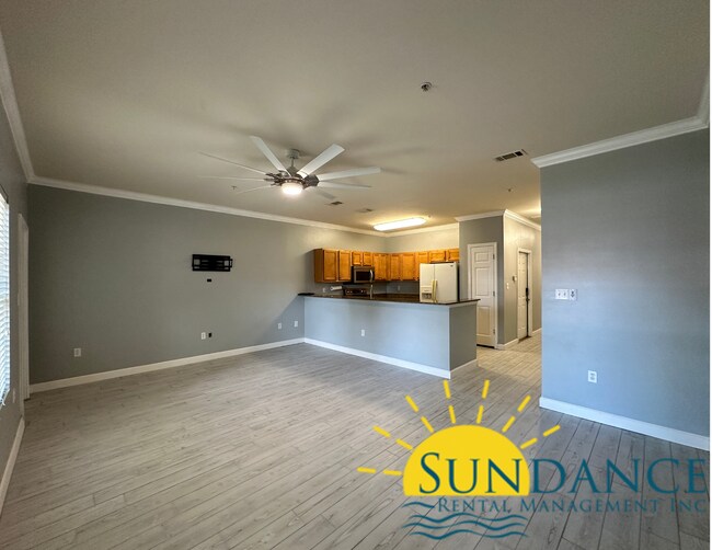 Building Photo - 3-Bedroom with a Garage in Central Fort Wa...