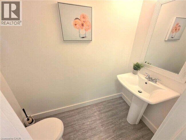 Photo du bâtiment - 26 Poplar Dr