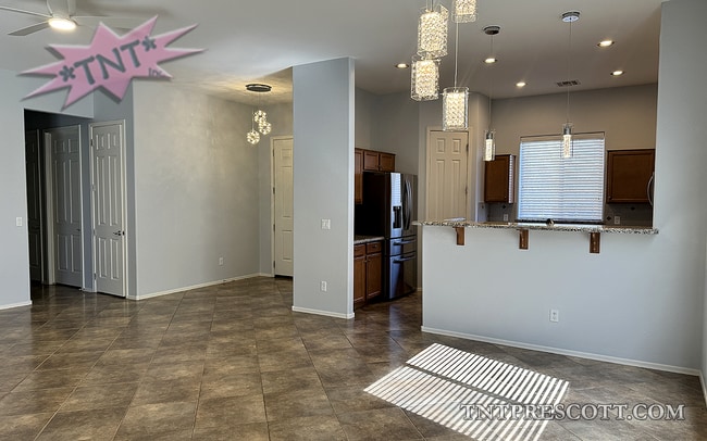 Building Photo - Home in Granville HOA