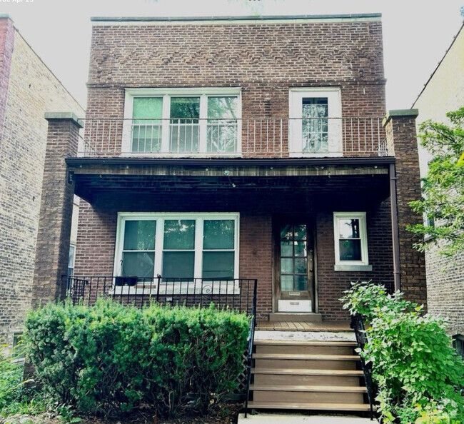 Building Photo - 2516 W Hutchinson St