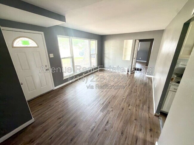 Foto del edificio - 190 Lynn Meadows Ln